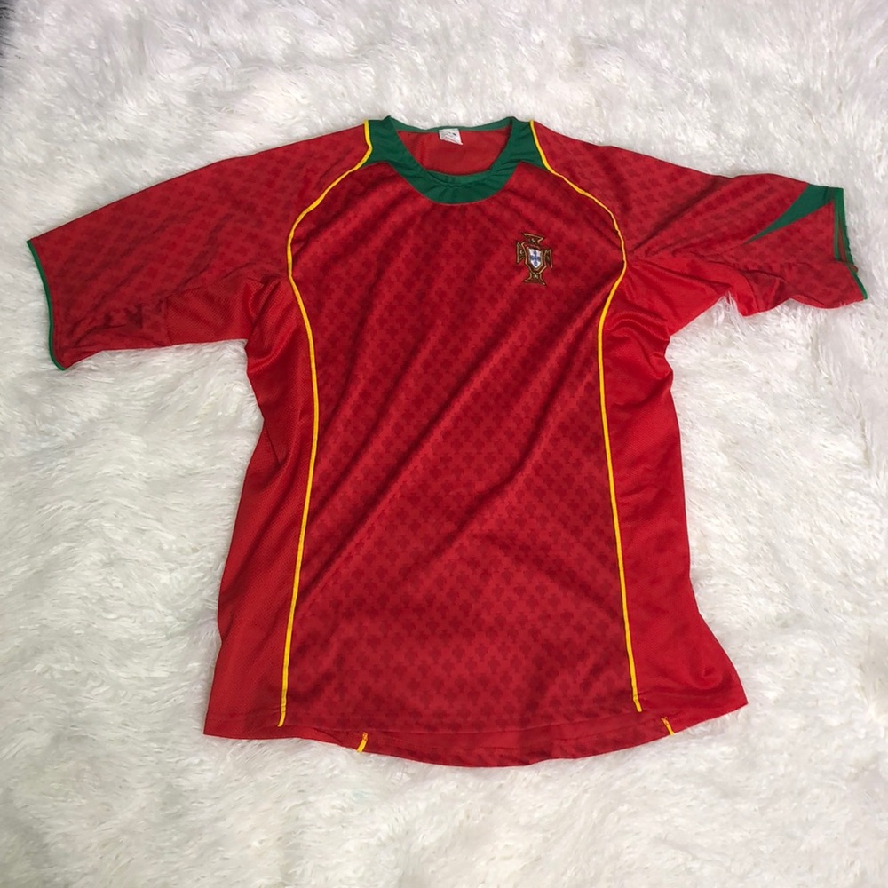 Portugal red green yellow jersey